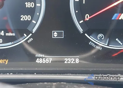 2013 BMW M5 z USA, uszkodzony, nr VIN WBSFV9C50DD096243